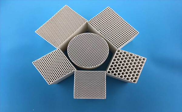 剛玉莫來石蓄熱蜂窩體