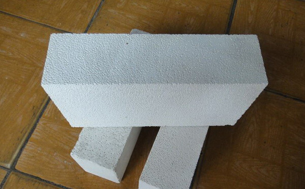 1350輕質(zhì)莫來石磚價(jià)格和指標(biāo)